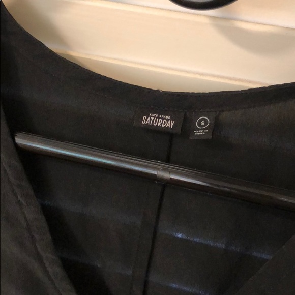 Kate Spade Saturday black V-neck tank - Picture 2 of 2